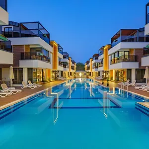 Hotel Elysium **